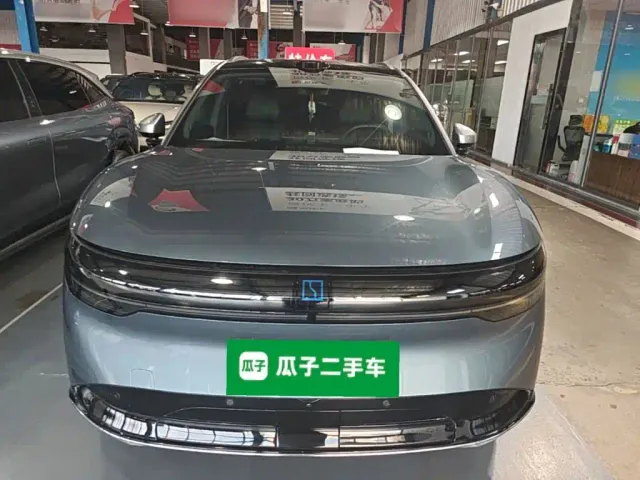 ZEEKR Zeekr 7X 2025 Model 75kWh RWD Smart Driving Edition — Фото автомобиля 2