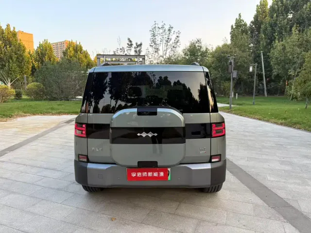 BYD FangChengBao Titanium 7 — Фото автомобиля 6
