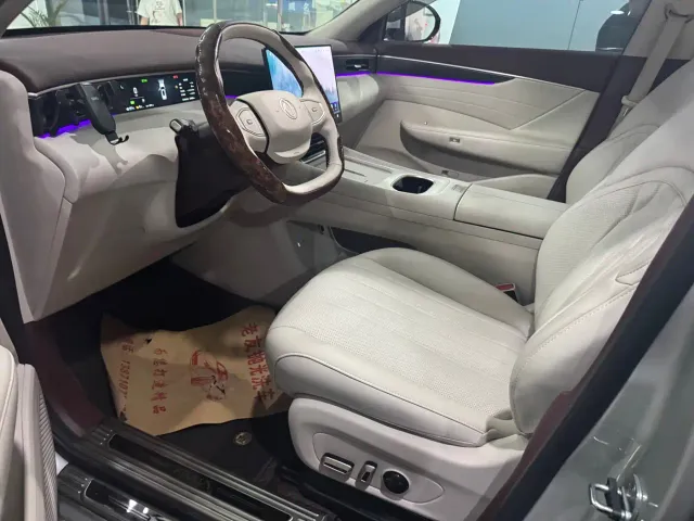Dongfeng Aeolus L8 — Фото автомобиля 7