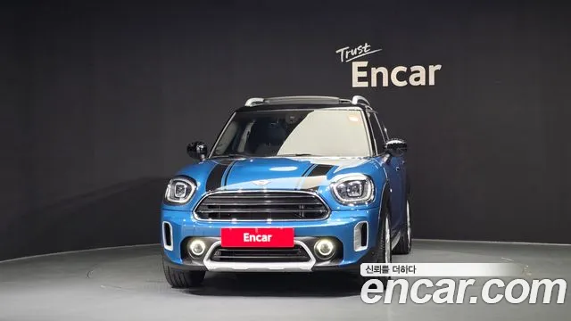 MINI Countryman — Фото автомобиля 3