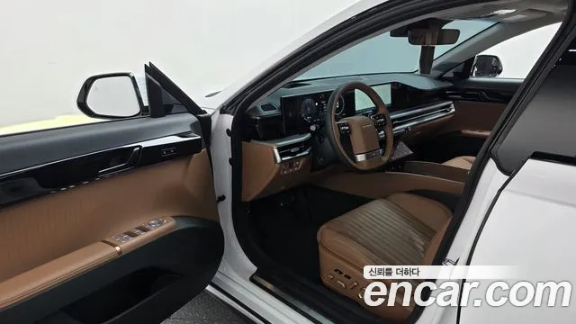 Hyundai Grandeur GN7 — Фото автомобиля 10