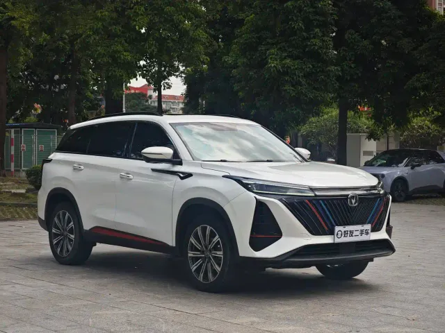 Changan CS75 Plus — Фото автомобиля 3