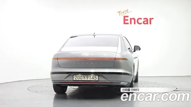 Hyundai Grandeur GN7 — Фото автомобиля 4