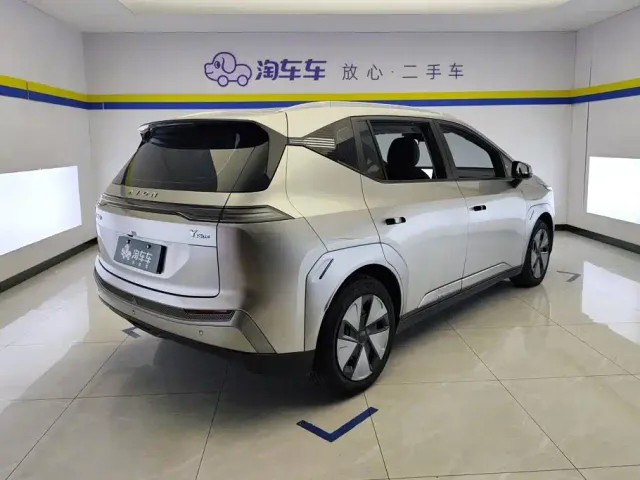 GAC Aion Y — Фото автомобиля 3