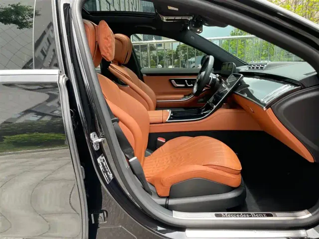 Mercedes-Benz S-Class — Фото автомобиля 20
