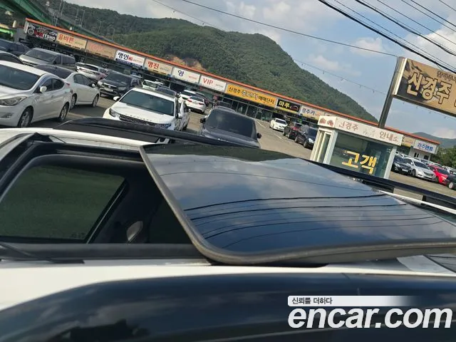Hyundai Santafe Santa Fe (MX5) Бензин 2.5T 4WD — Фото автомобиля 14