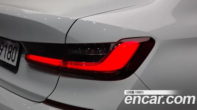 BMW 3 Series G20 — Фото автомобиля 8