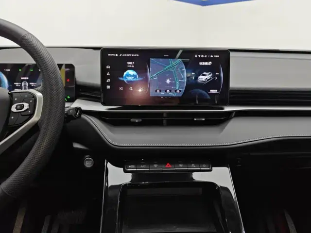 Haval H6 — Фото автомобиля 13