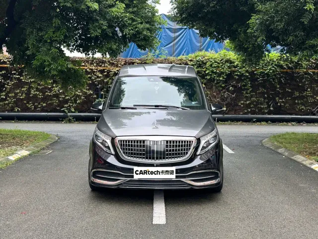Mercedes-Benz V-Class — Фото автомобиля 2