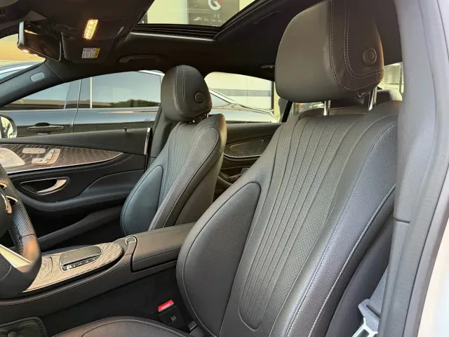 Mercedes-Benz CLS-Class — Фото автомобиля 10