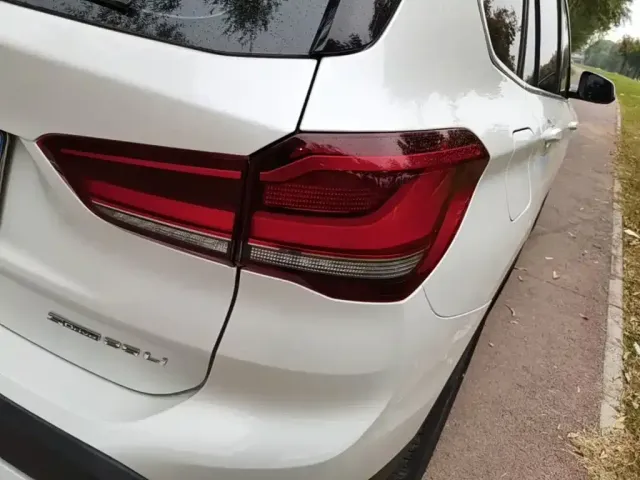 BMW X1 — Фото автомобиля 7