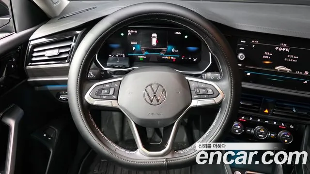 Volkswagen Jetta Jetta 7 поколение 1.5 TSI Premium — Фото автомобиля 13