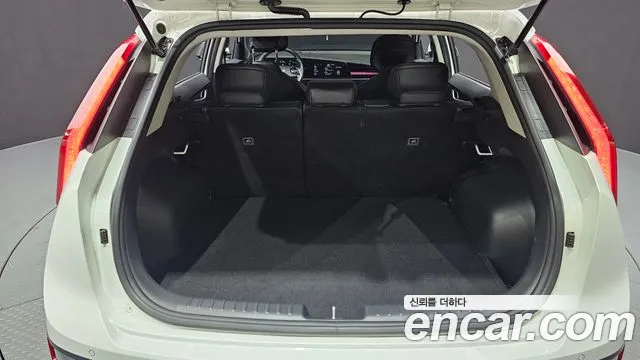 Kia Niro The All New Niro Signature — Фото автомобиля 20