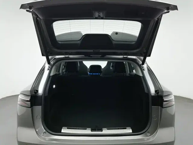 Roewe RX5 — Фото автомобиля 16