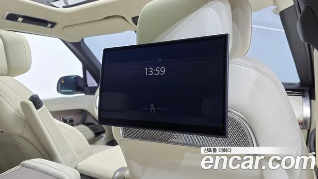 Land Rover Range Rover — Фото автомобиля 11