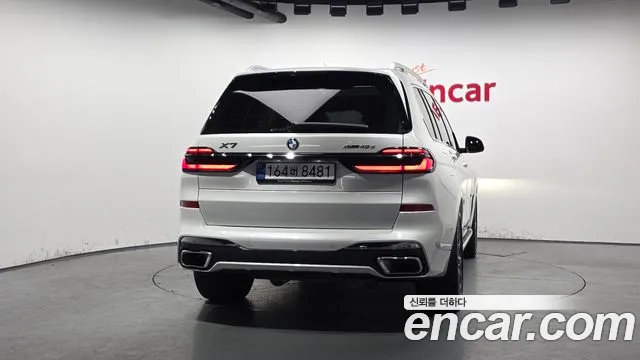 BMW X7 — Фото автомобиля 4