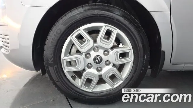 Hyundai Staria Staria Карго 3 места — Фото автомобиля 5