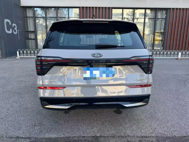 Ford Edge — Фото автомобиля 5