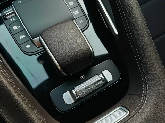 Mercedes-Benz GLE-Class — Фото автомобиля 9