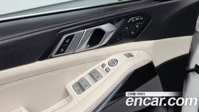BMW X7 G07 — Фото автомобиля 28