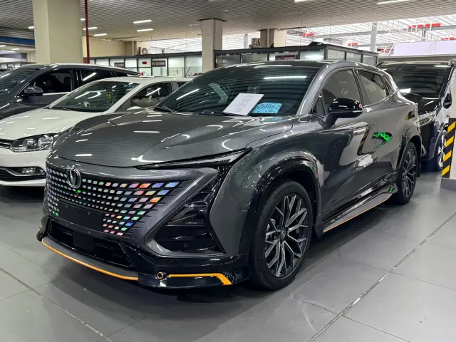 Фотография автомобиля — Changan UNI-T