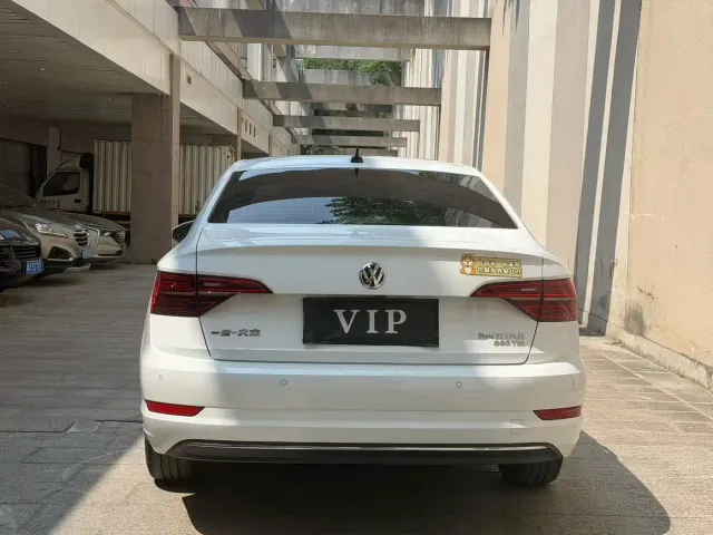 Volkswagen Sagitar — Фото автомобиля 8
