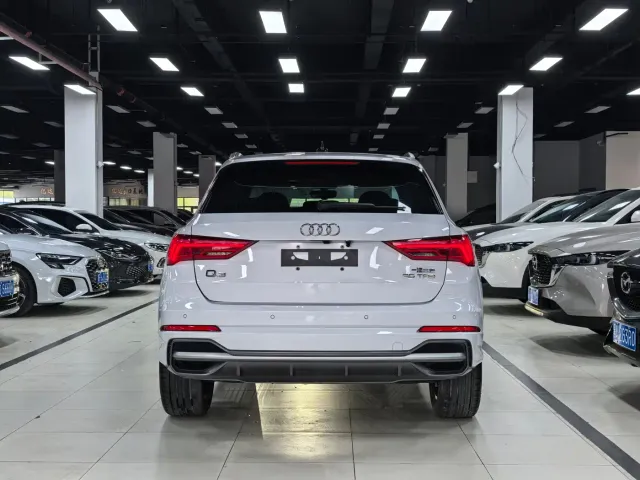Audi Q3 — Фото автомобиля 25