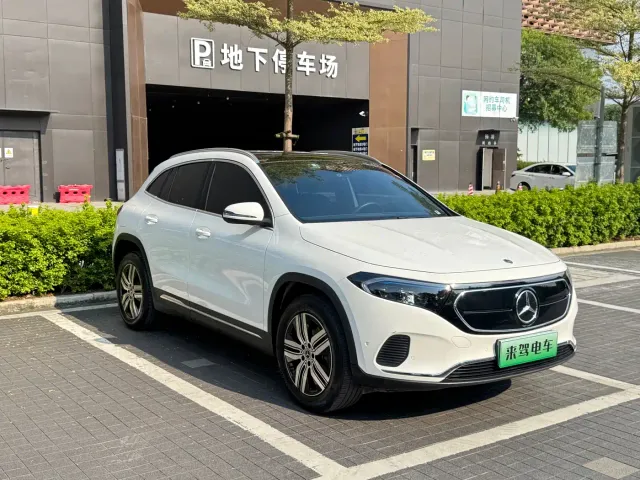 Mercedes-Benz EQA — Фото автомобиля 3
