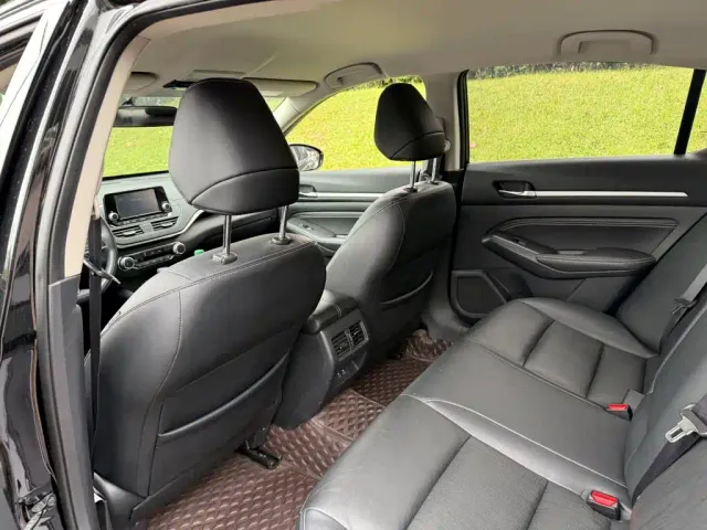 Nissan Teana — Фото автомобиля 11