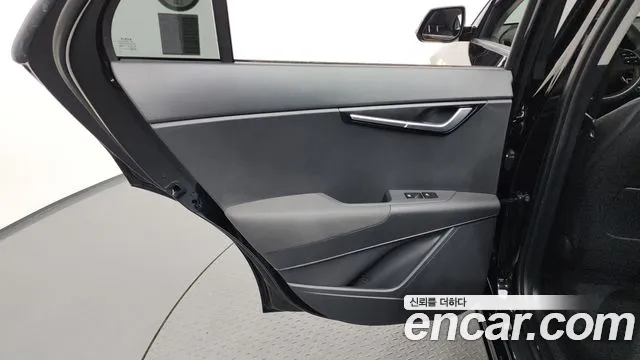 Kia Niro All Niro EV Air — Фото автомобиля 24