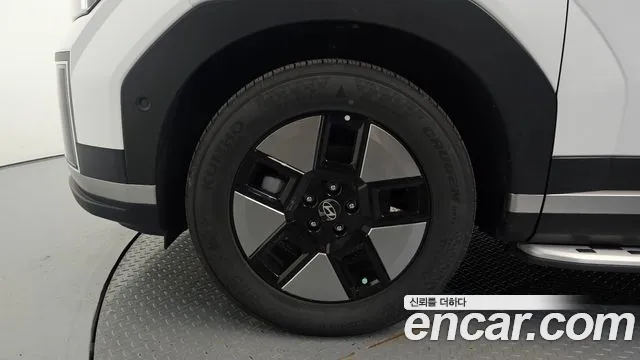 Hyundai Santa Fe MX5 — Фото автомобиля 5