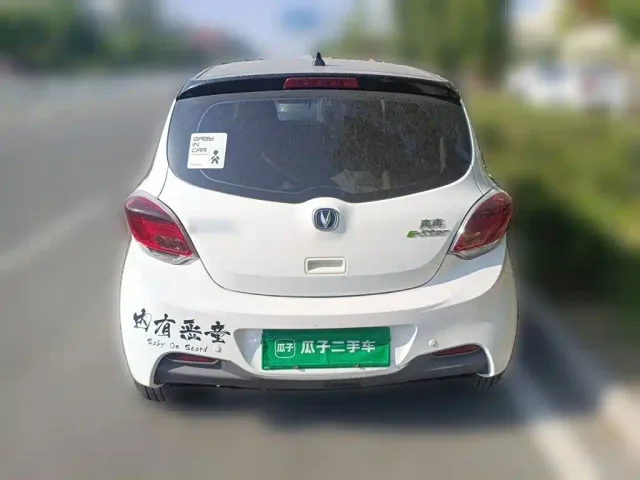 Changan Benben E-Star — Фото автомобиля 5
