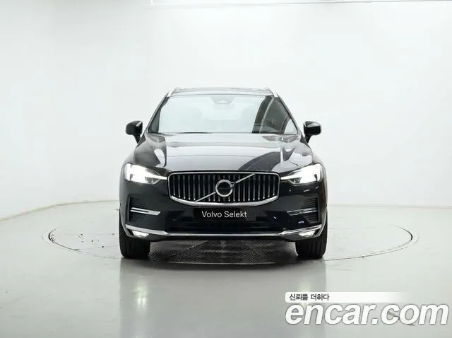 Вольво XC60 — Фото автомобиля 3