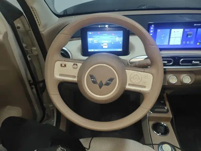 Wuling Hongguang Mini EV — Фото автомобиля 10