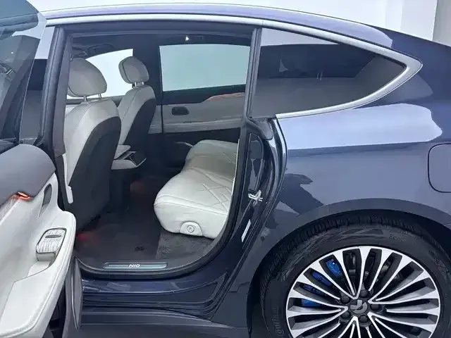 NIO NIO ET7 2022 100kWh Launch Edition — Фото автомобиля 15