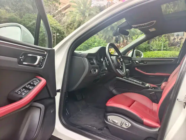 Porsche Macan — Фото автомобиля 8