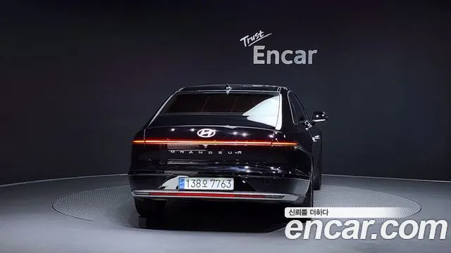 Hyundai Grandeur Grandeur (GN7) 2.5 Бензин 2WD — Фото автомобиля 4