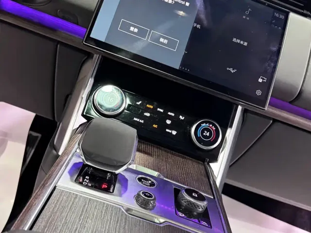 Land Rover Range Rover — Фото автомобиля 6