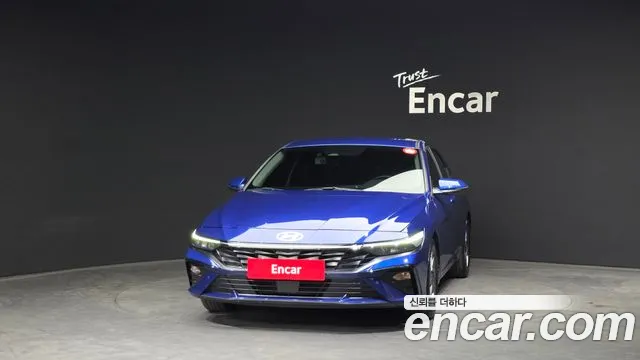 Hyundai AVANTE Новый Avante (CN7) — Фото автомобиля 3