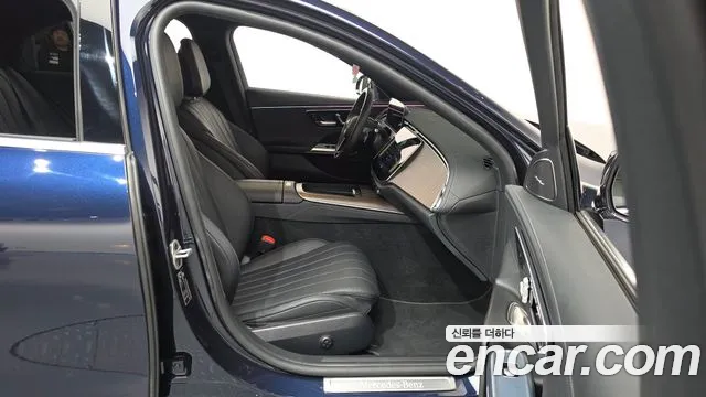 Mercedes-Benz E-Class E-класс W214 E300 4MATIC Exclusive — Фото автомобиля 23