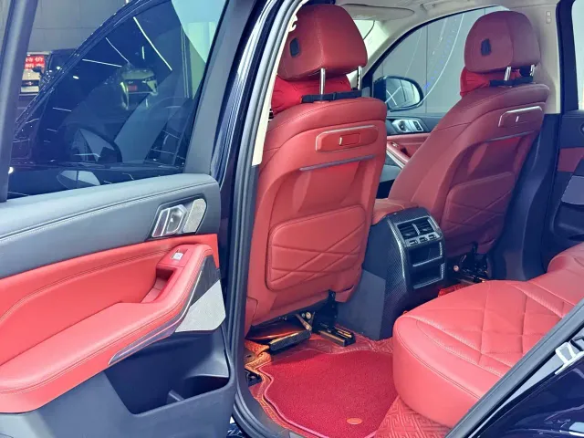 BMW X5 — Фото автомобиля 10