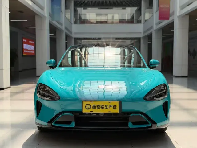 Xiaomi SU7 — Фото автомобиля 2