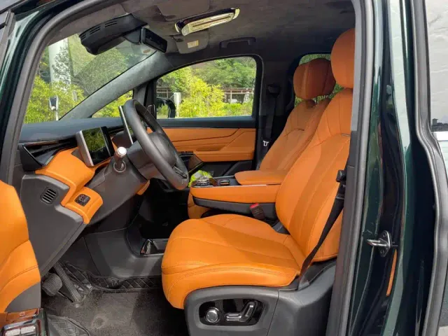 Geely Yizhen L380 — Фото автомобиля 7
