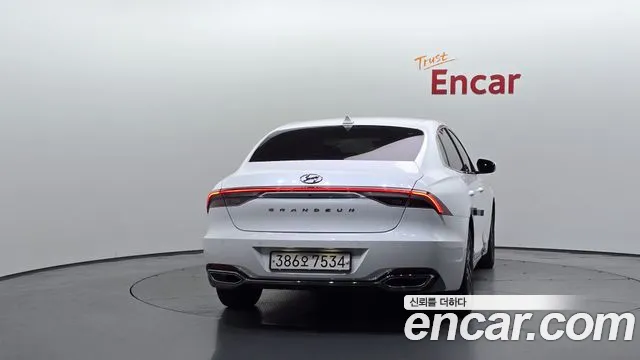 Hyundai Grandeur Новый Grandeur IG — Фото автомобиля 4