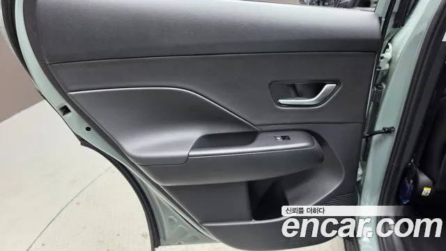 Hyundai Kona Kona (SX2) Бензин 2.0 2WD — Фото автомобиля 24