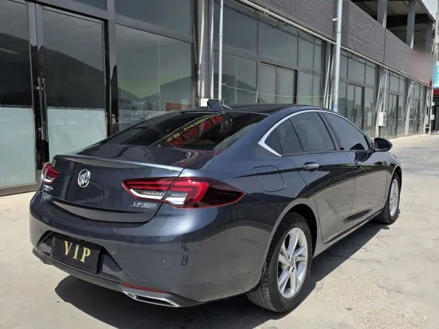 Buick Regal — Фото автомобиля 5