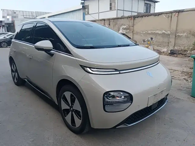 Baojun Cloud — Фото автомобиля 3