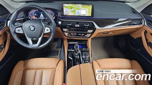 BMW 5 Series G30 — Фото автомобиля 7