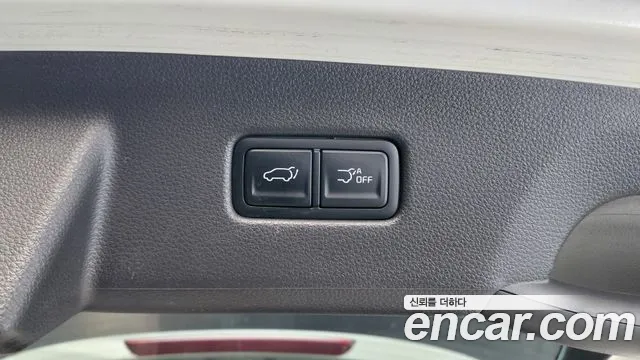 Kia Carnival Generation 4 — Фото автомобиля 27