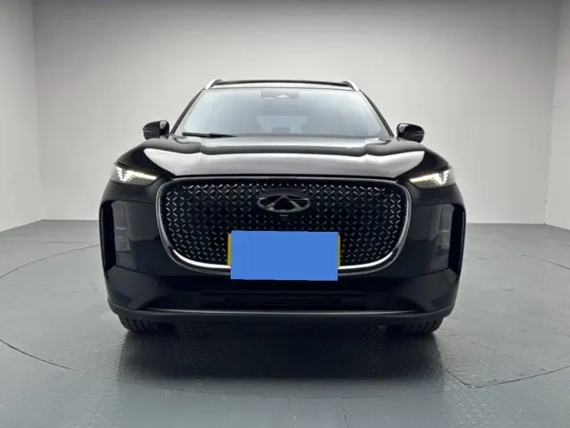 Chery Tiggo 8 PLUS — Фото автомобиля 2